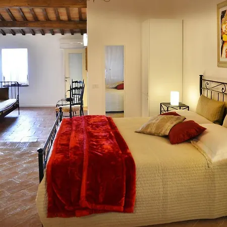 Gasthuis Casa Leoni Urbisaglia
